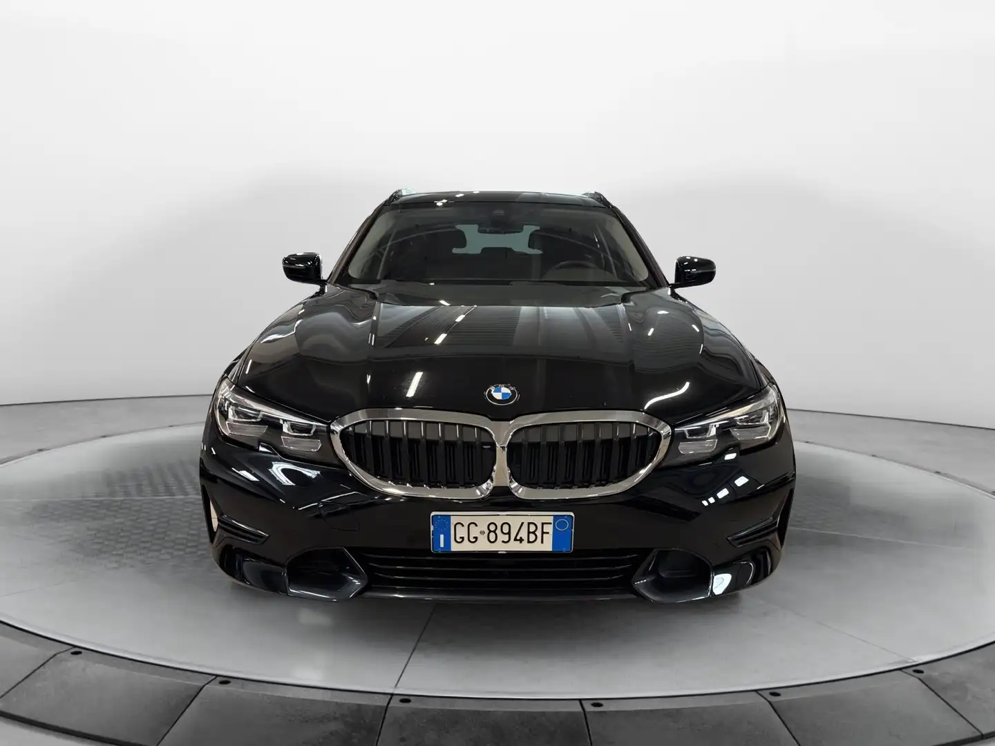BMW 320 G21 2019 Touring Diese 320d Touring Sport auto Noir - 2