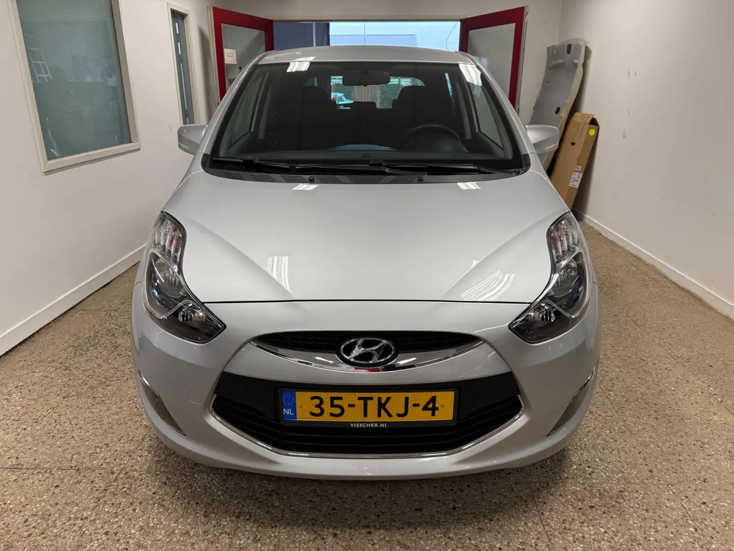 Hyundai iX20 1.6i i-Motion | 1e eigenaar| Trekhaak| NL auto Grijs - 2