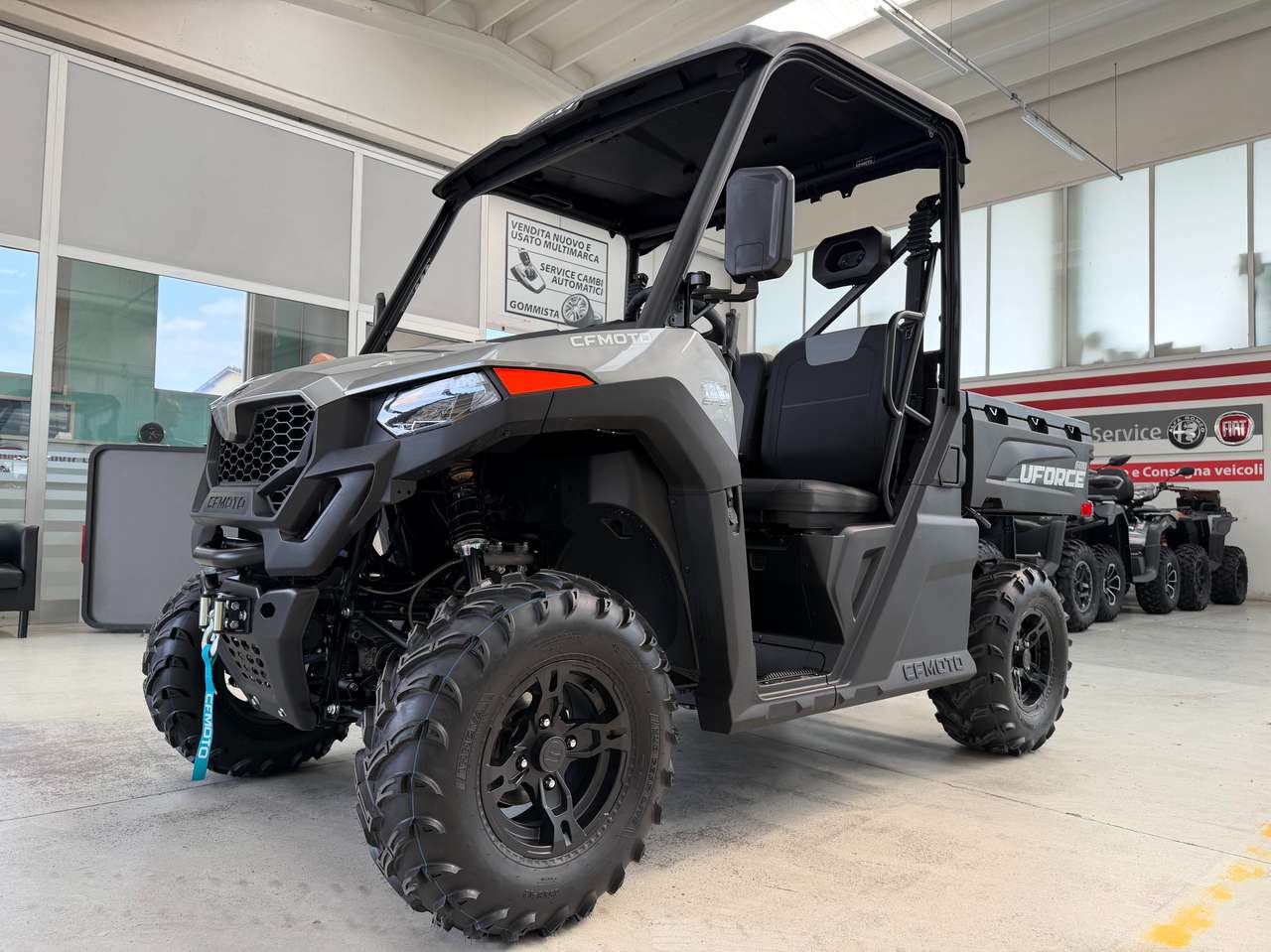 CFMOTO UForce 1000 600 EFI 4X4  T3 agricolo