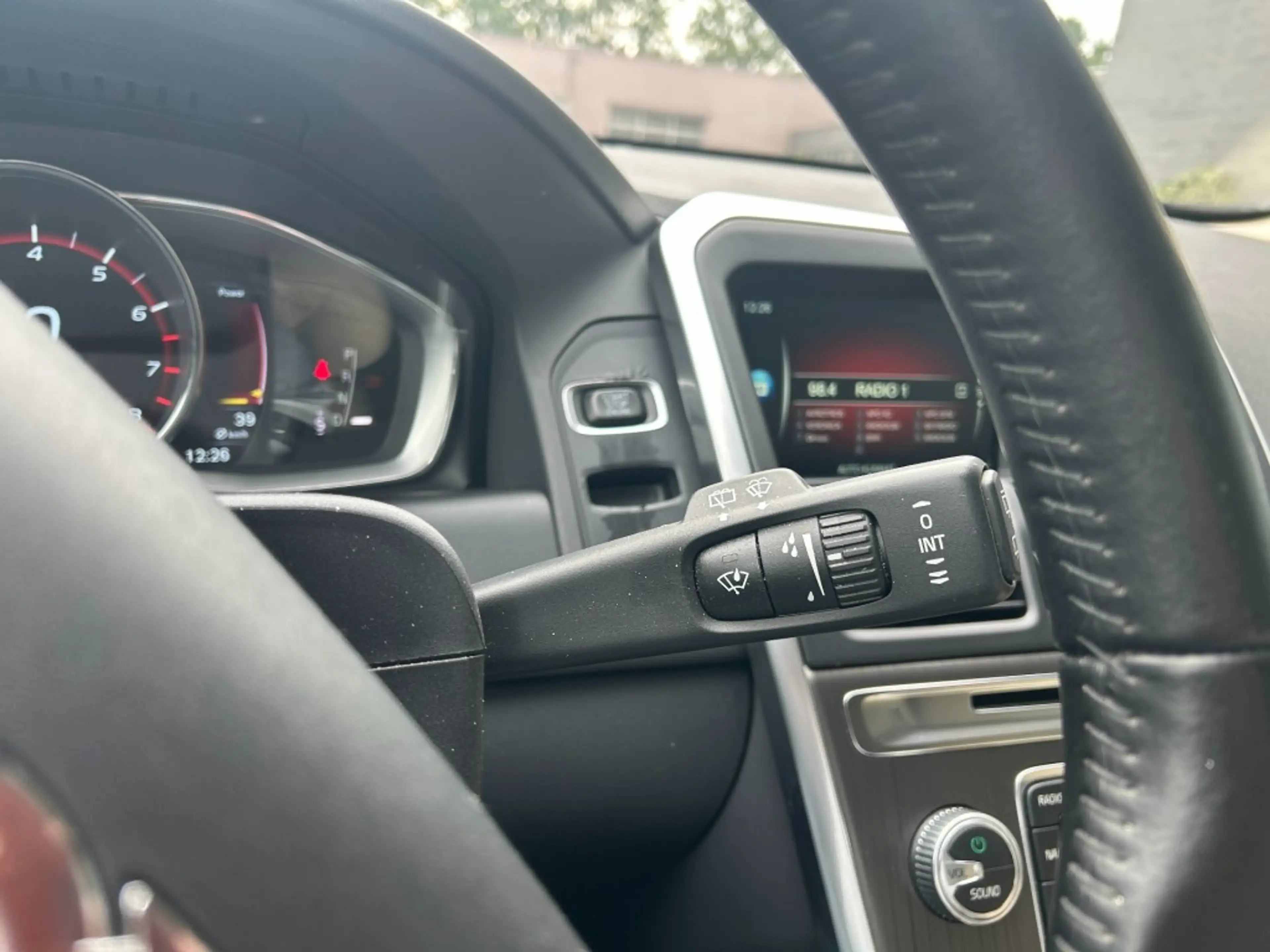 Volvo XC60 2.0 T5 SUMMUM Geartronic — photo 26