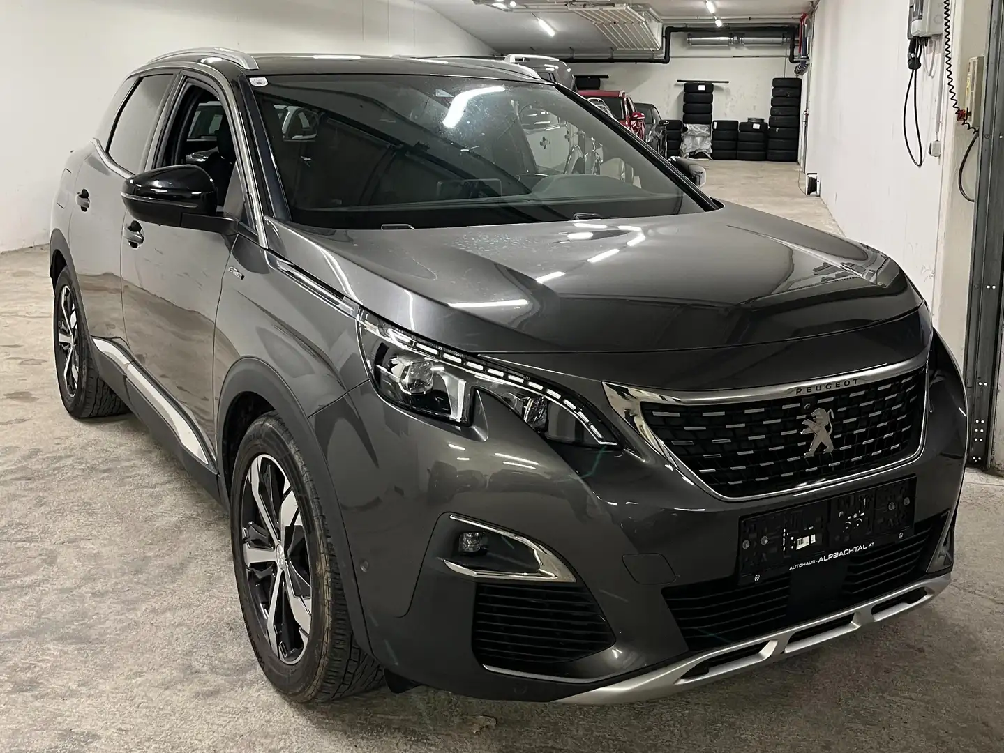 Peugeot 3008 GT Line Grau - 1