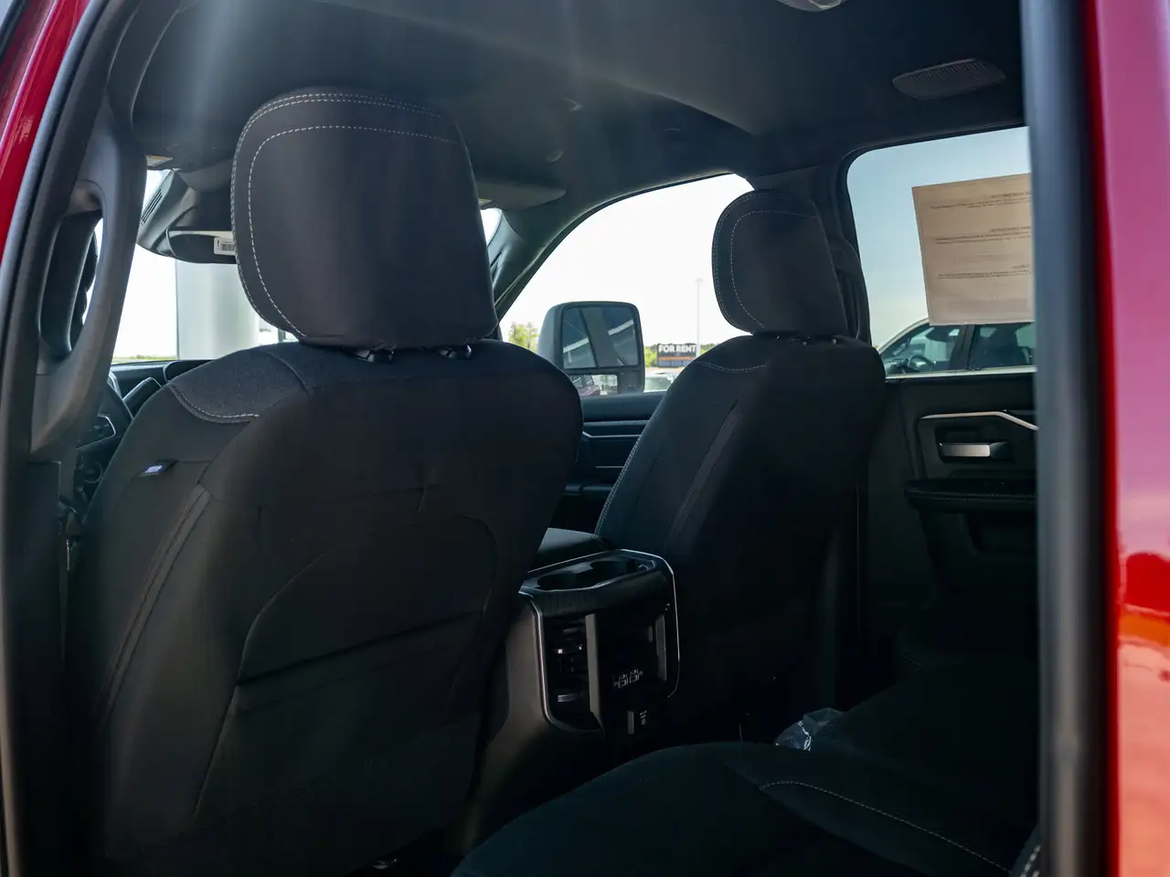 RAM 2500 снимка RAM 2500