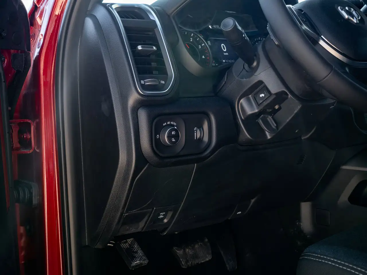 RAM 2500 снимка RAM 2500