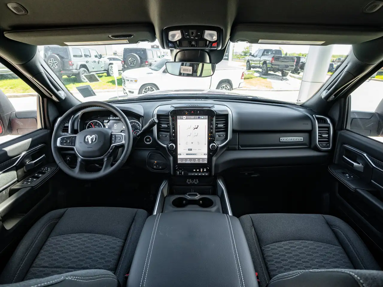 RAM 2500 снимка RAM 2500