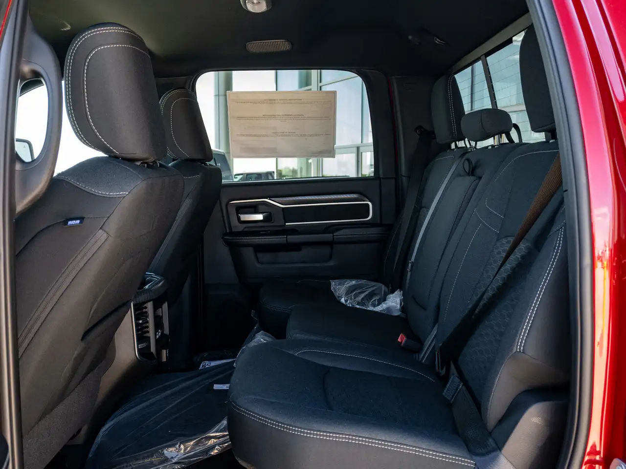 RAM 2500 снимка RAM 2500