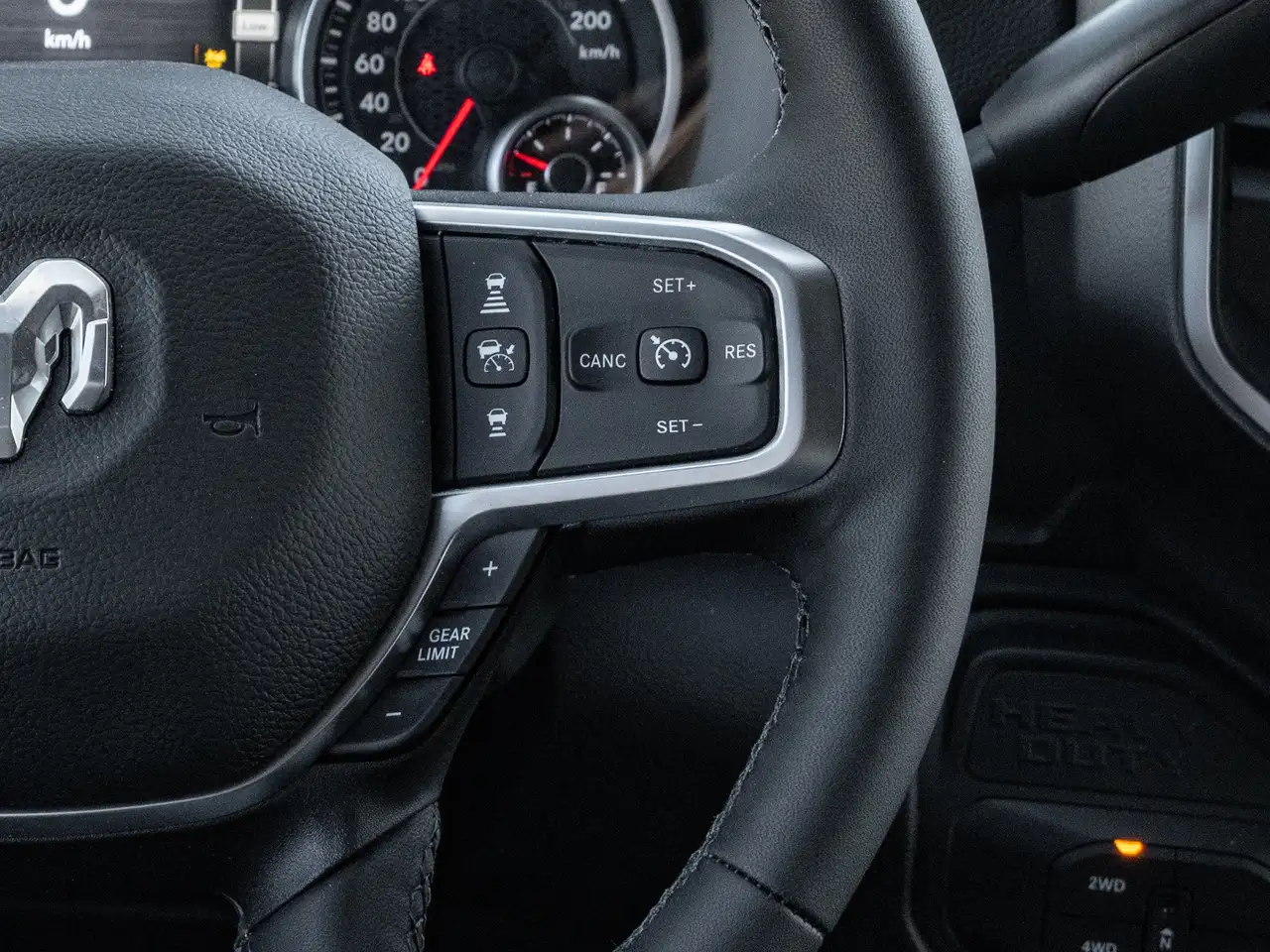RAM 2500 снимка RAM 2500