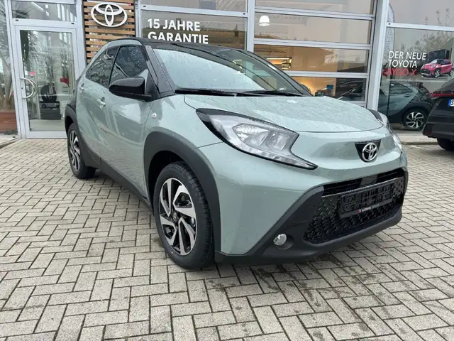 Toyota Aygo X 1,0l Teamplayer CVT ACC SHZ Kamera Spurhalteass. A