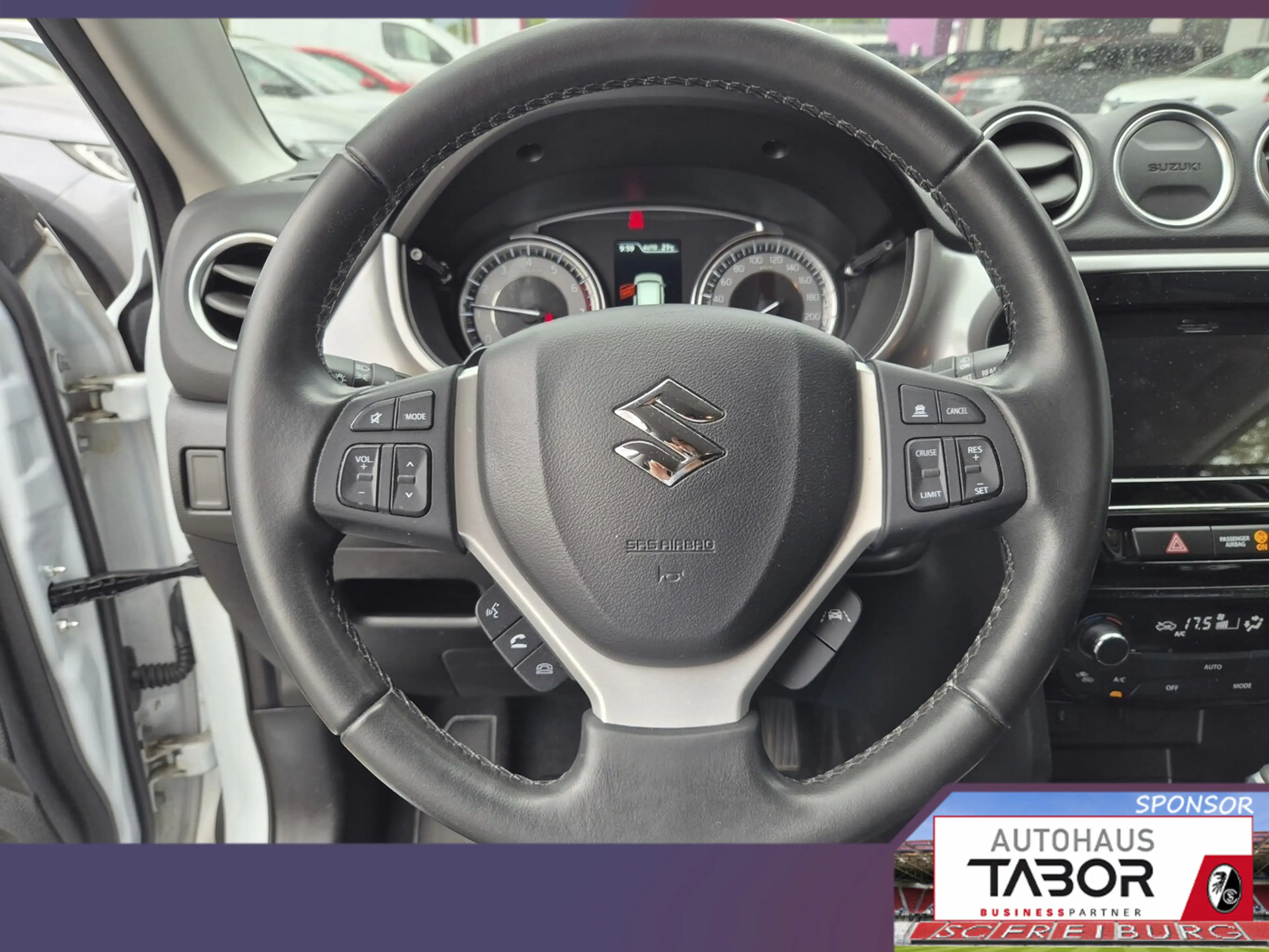 Suzuki Vitara 1.4 DITC MHEV 4x4 Aut. Comfort LED Nav — photo 7