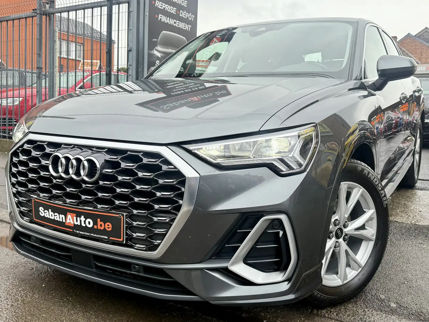 Audi Q3 Q3 Sportback 35 TDi S line ° AUTOMATIQUE ° Grijs - 1