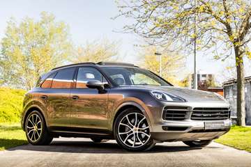 3.0 V6 * Pano * Trekhaak * BOSE * Camera *