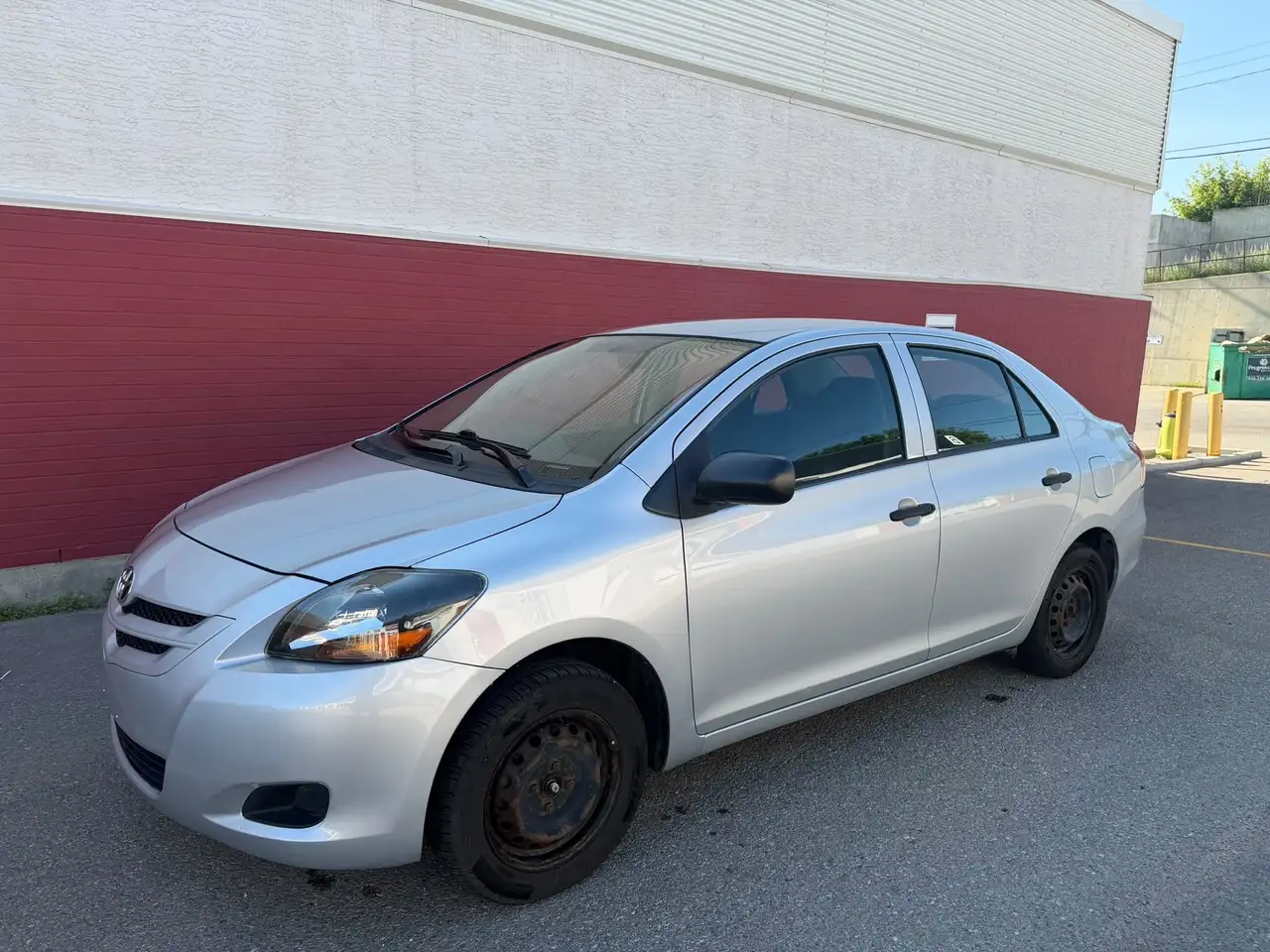 a Yaris снимка a Yaris