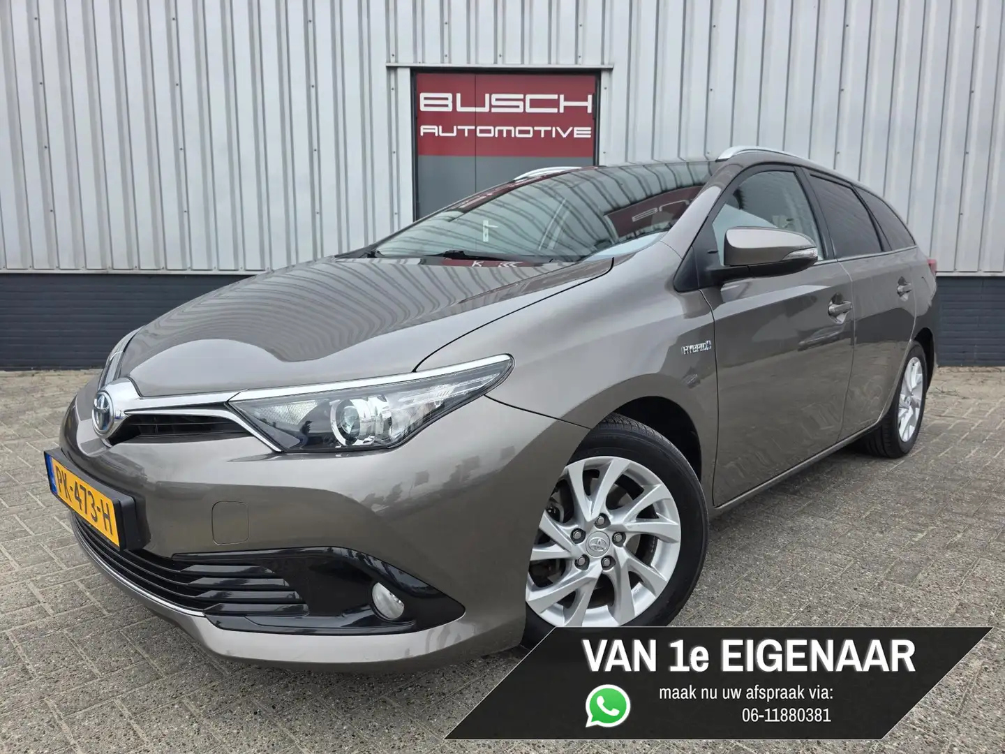 Toyota Auris Touring Sports 1.8 Hybrid Dynamic Go | 1e EIG | Grijs - 1