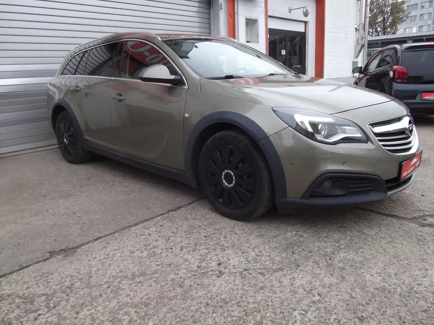 Opel Insignia A Country Tourer Basis ecoFlex 4x4 - 2