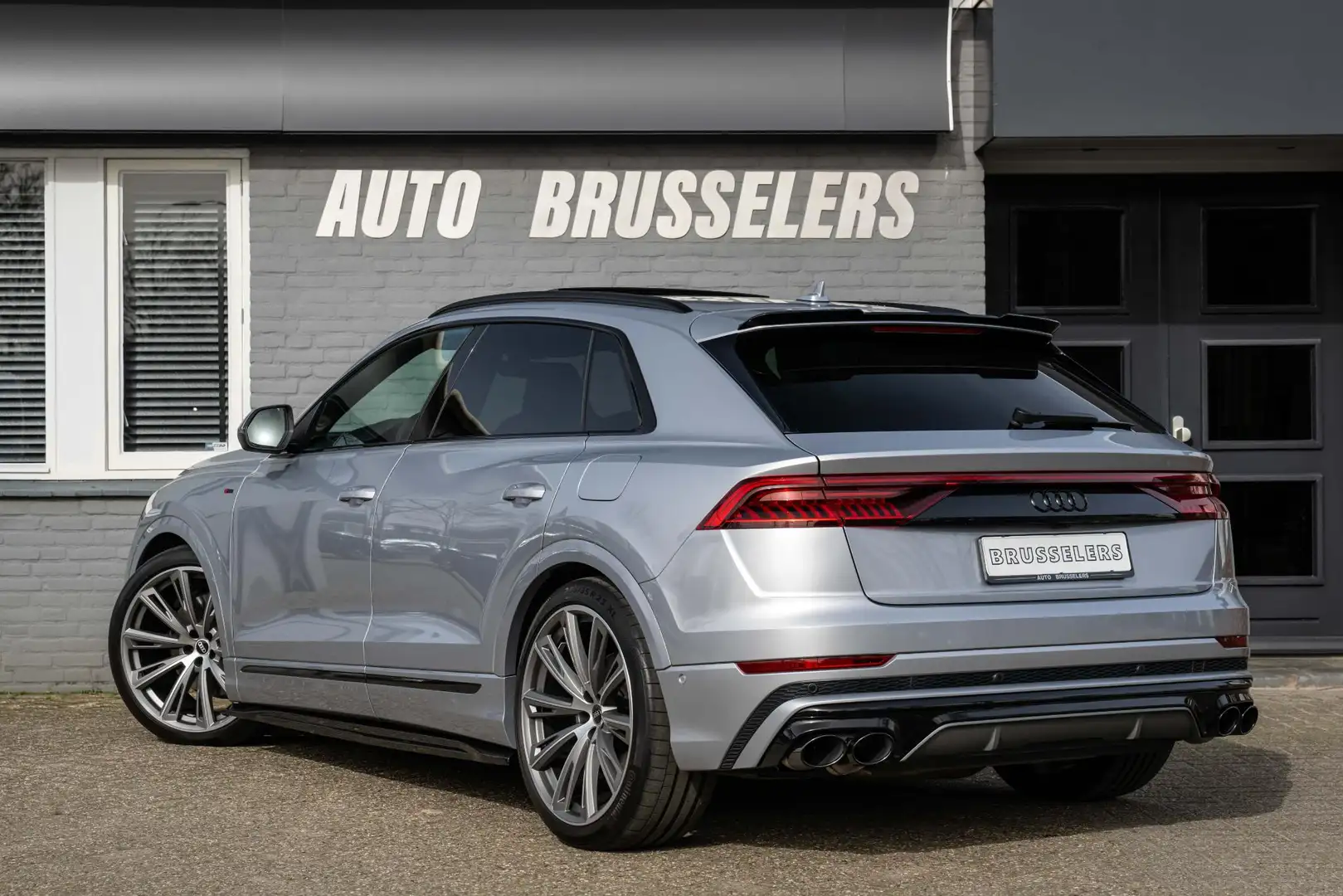 Audi Q8 55 TFSI e quattro Pro Line S 26000KM !! SQ8 style Plateado - 2