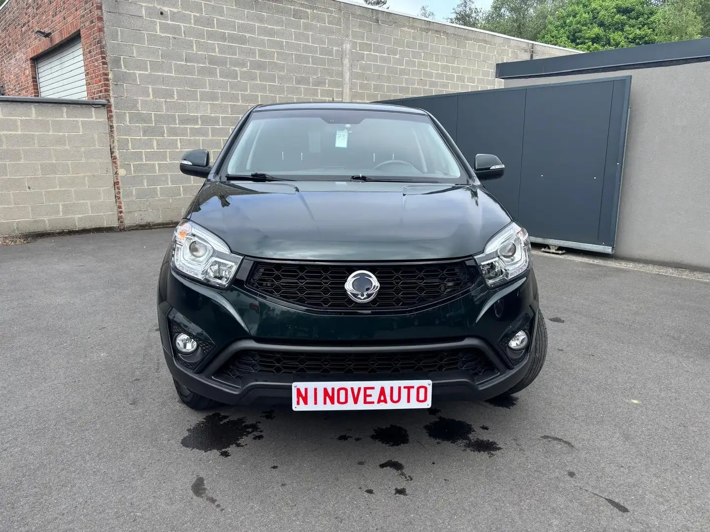 SsangYong Korando 2.0i e-XGi200 2WD Quartz*CRUISE BLUETH  ANDROID Noir - 1