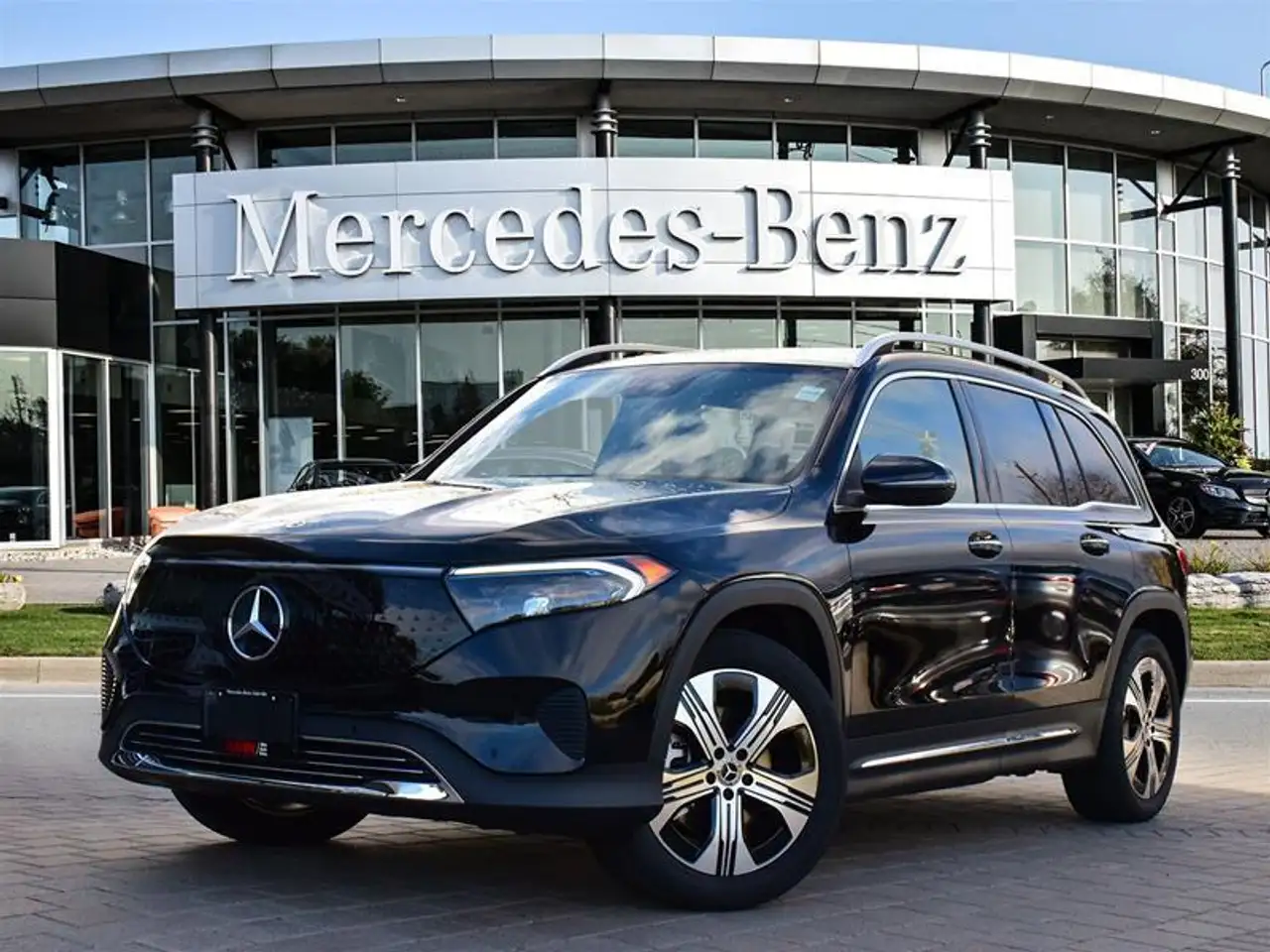 2025 Mercedes-Benz EQB