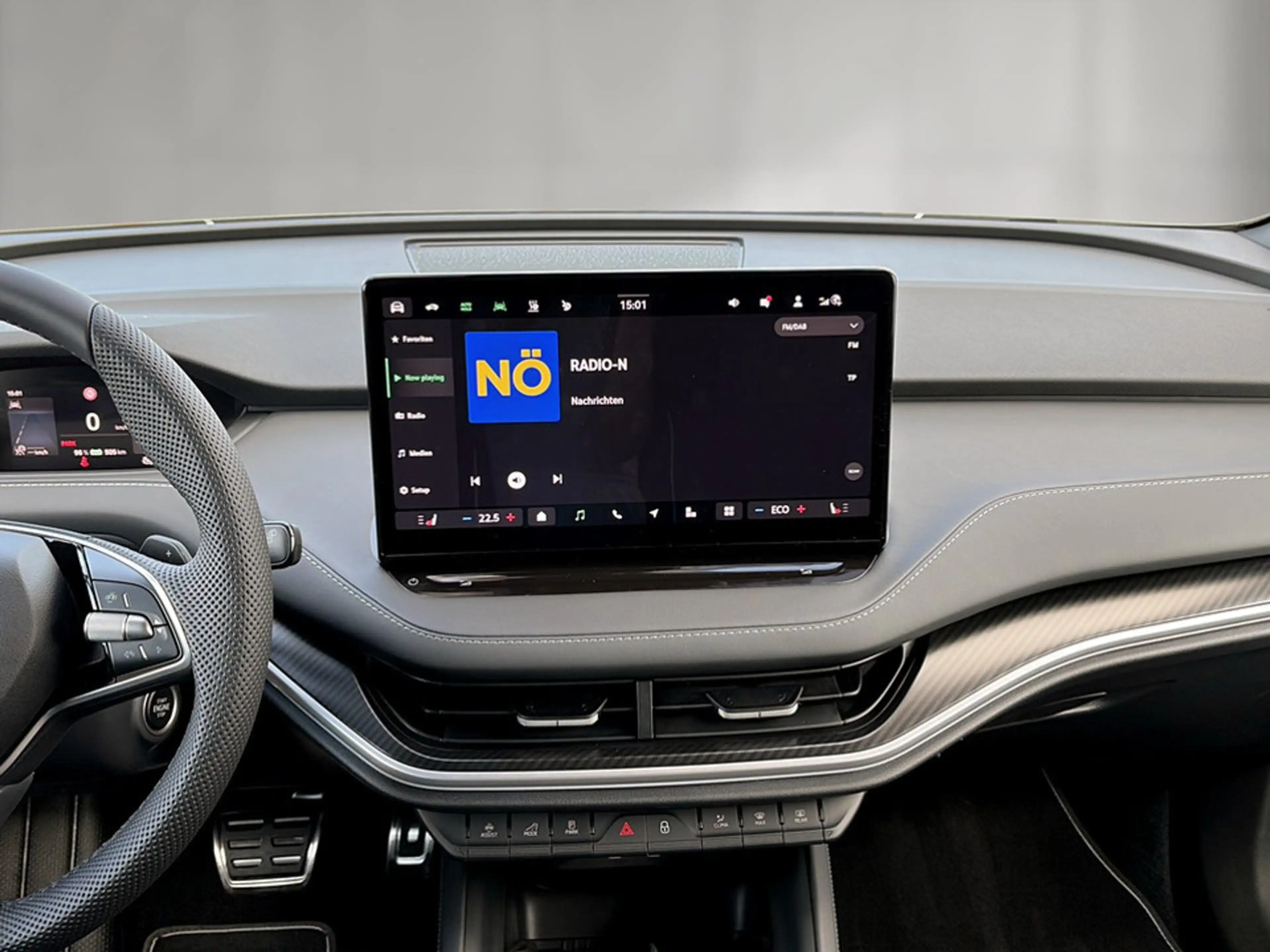 Skoda Elroq Sportline 85x — photo 10