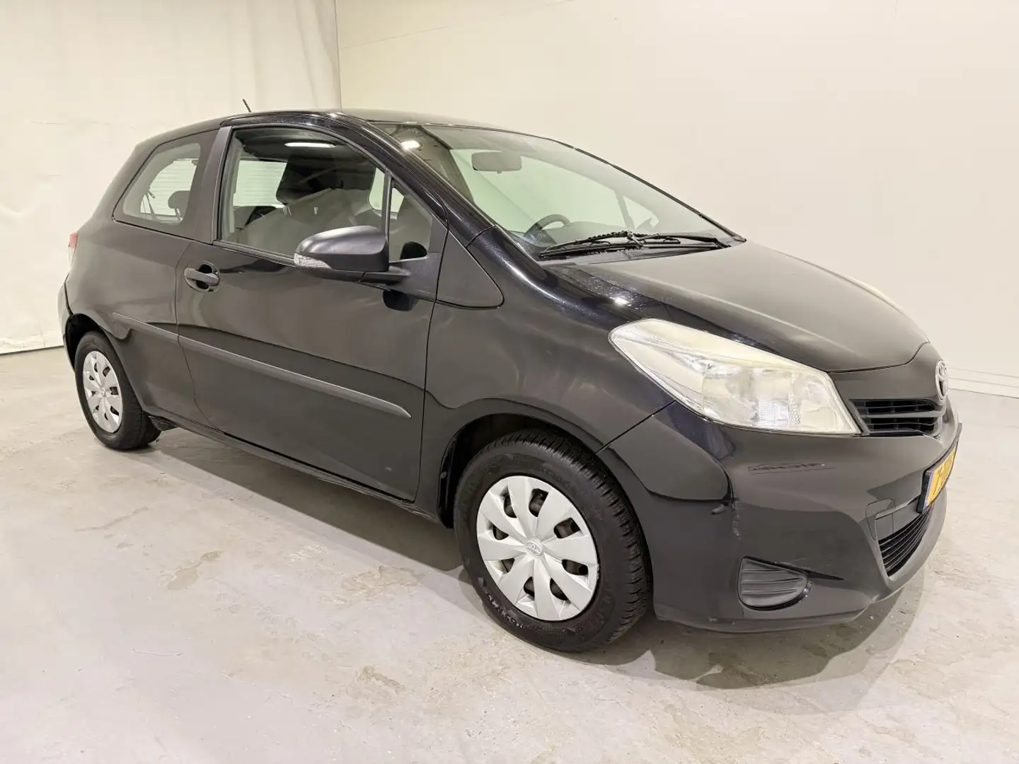 Toyota Yaris 1.0 VVT-i Comfort Noir - 1