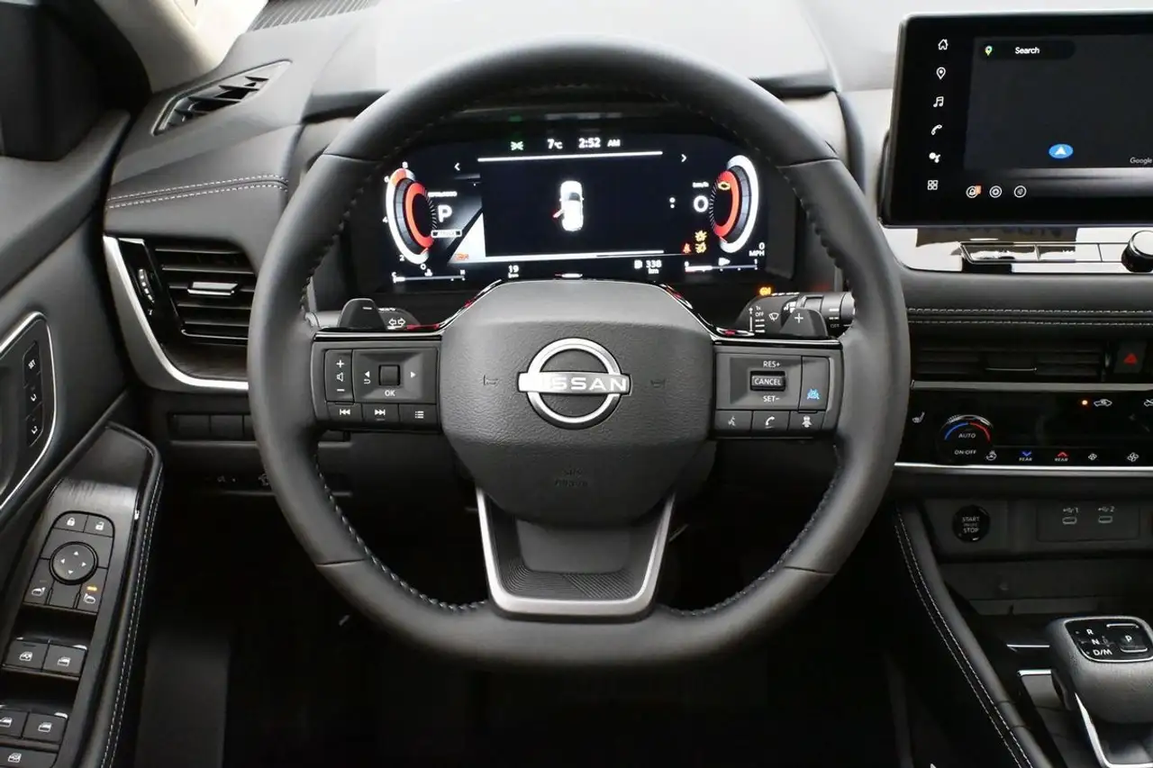 Nissan Rogue снимка Nissan Rogue