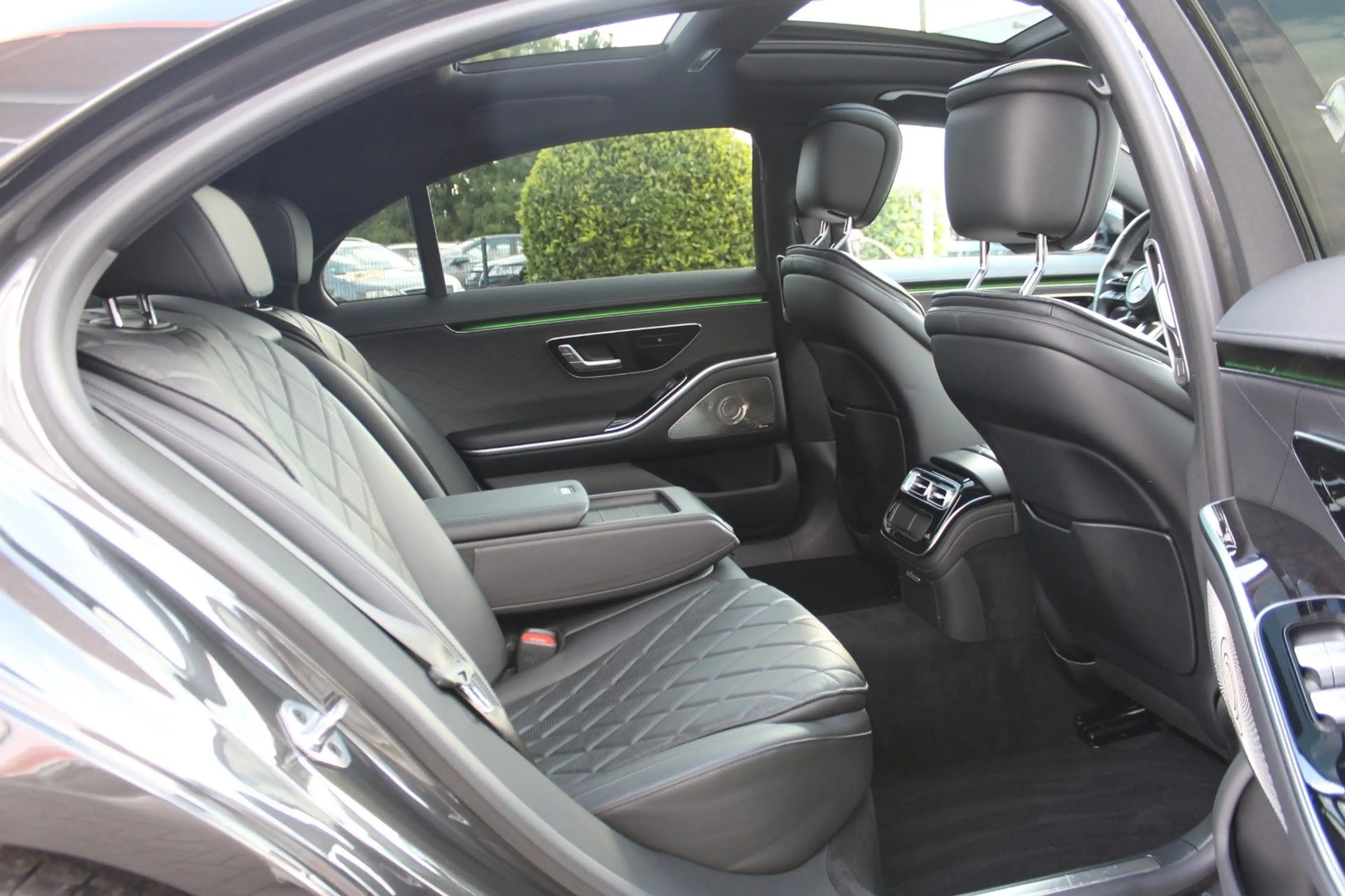 Mercedes-Benz S 400 d 4-M L Pano Burm. 3D Digital Light HuD — photo 15