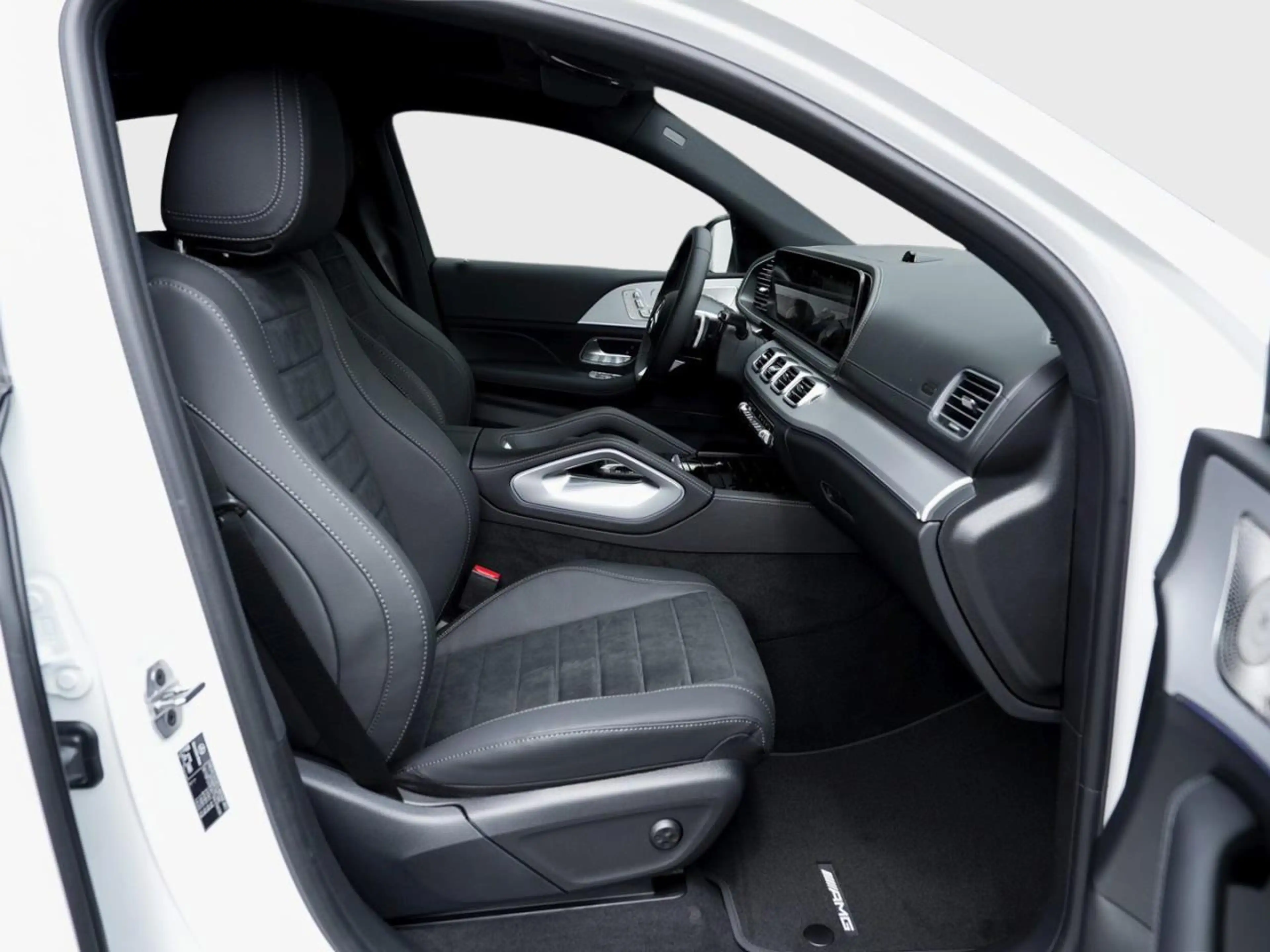 Mercedes-Benz GLE 300 d 4MATIC Coupé AMG Night Panorama 360° — photo 9
