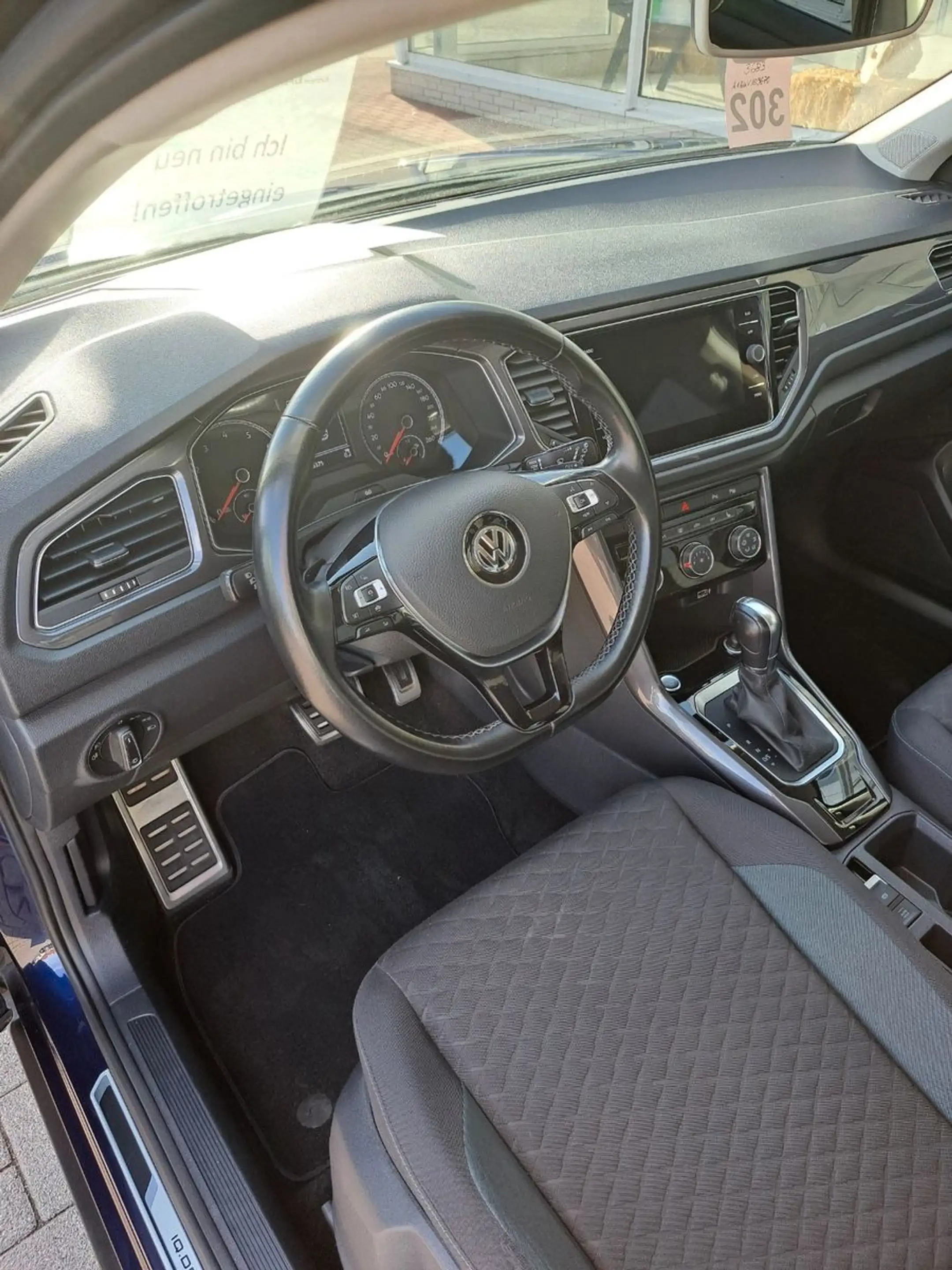 Volkswagen T-Roc IQ.DRIVE DSG-Navi-Winter-RFK-ACC — photo 3