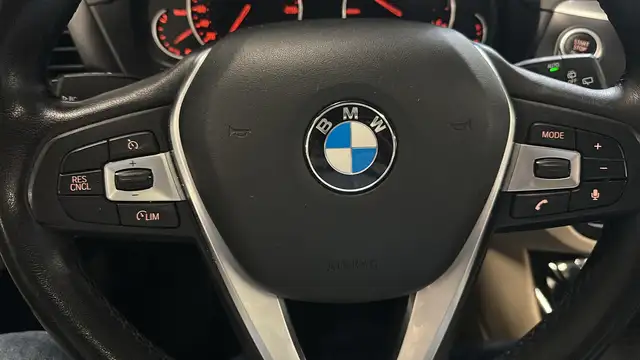BMW X3 view 16