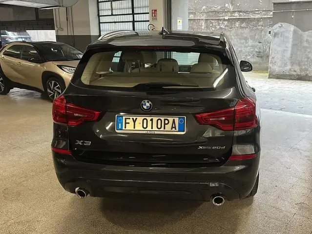 BMW X3 view 6