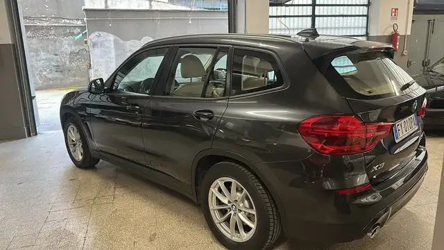 BMW X3 view 7