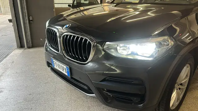 BMW X3 view 17