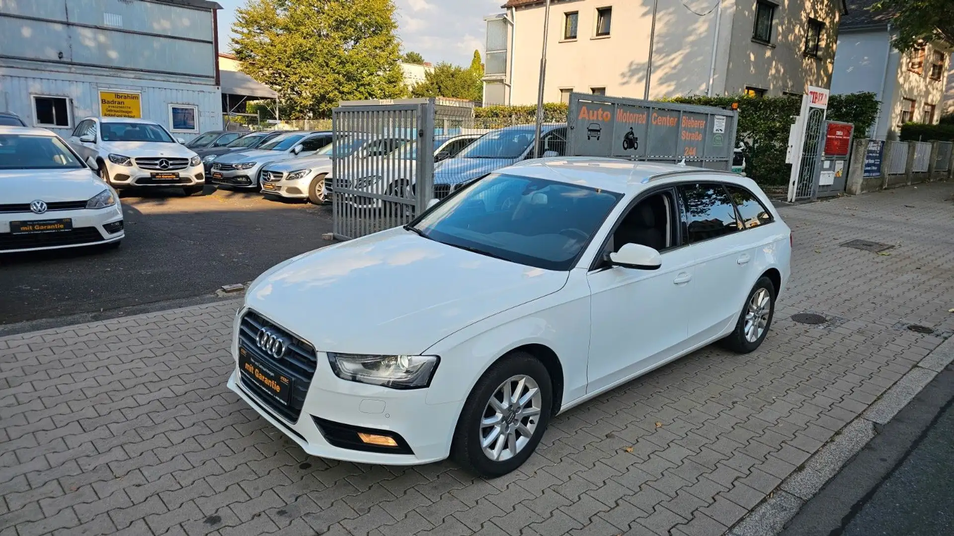 Audi A4 Avant Ambiente Autom,Klimaautom,PDC,Gr.Navi Weiß - 2