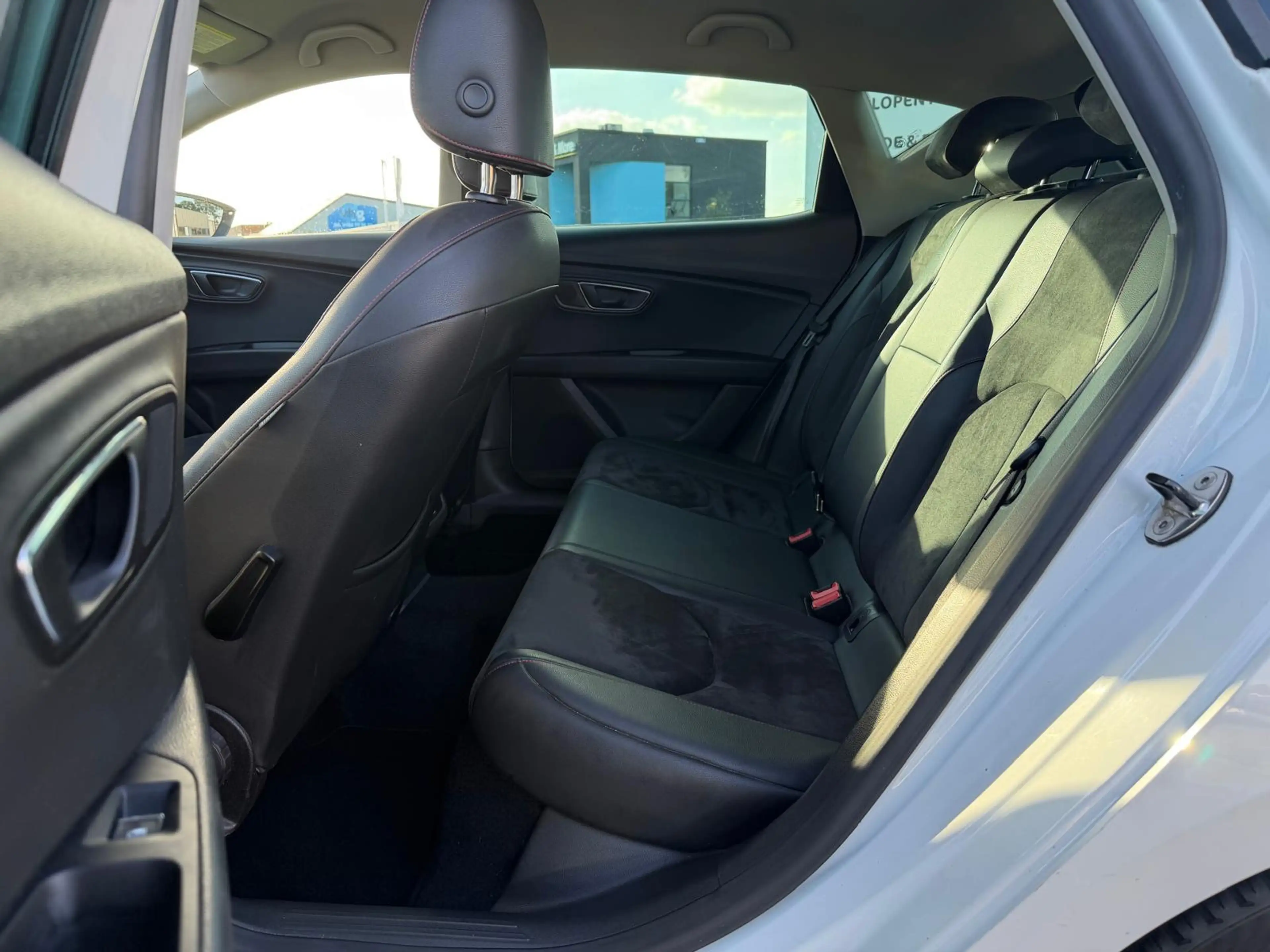 SEAT Leon | 2013 | 1.8 TSI FR 180 pk | Automaat — photo 9