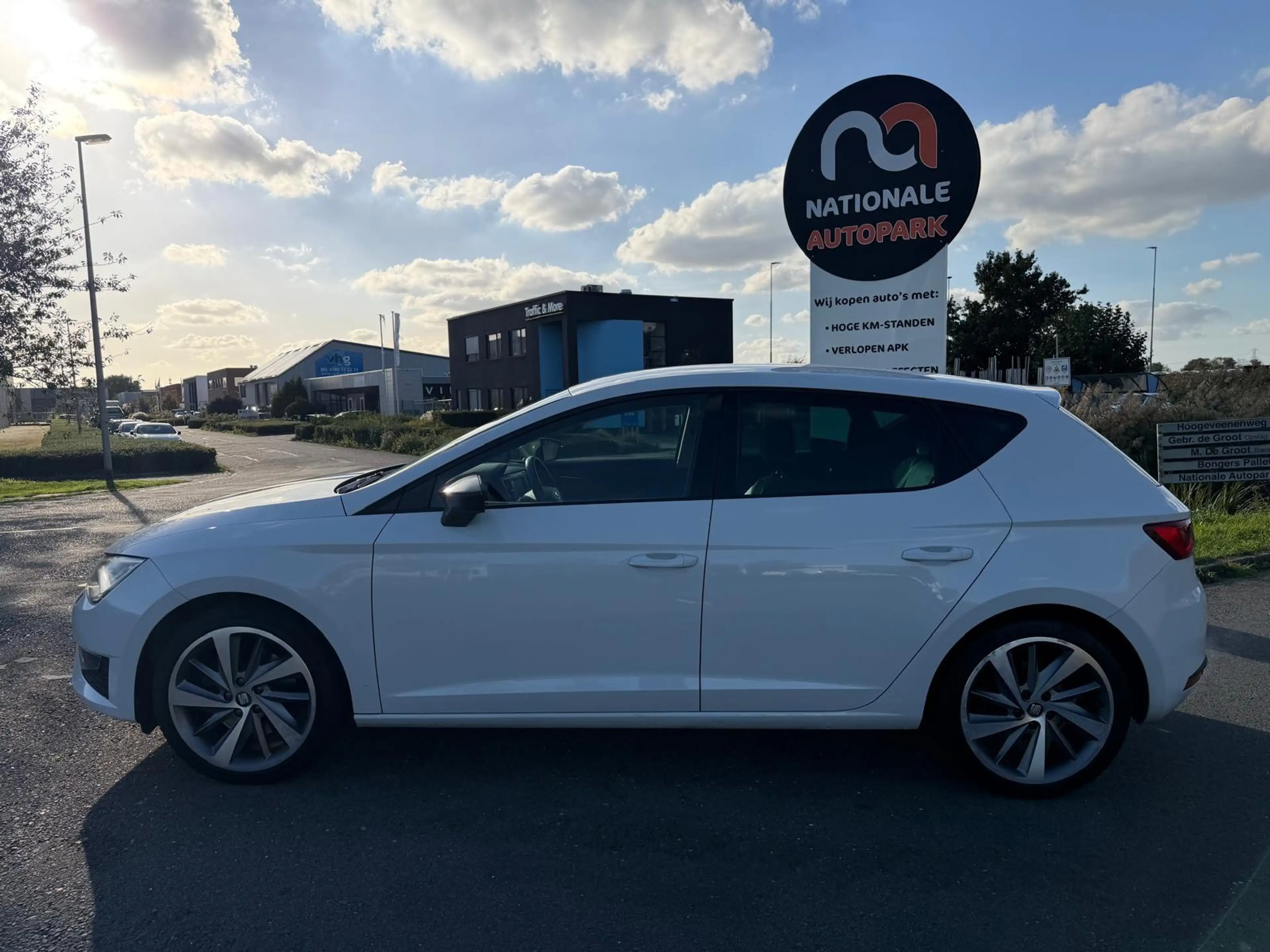 SEAT Leon | 2013 | 1.8 TSI FR 180 pk | Automaat — photo 2