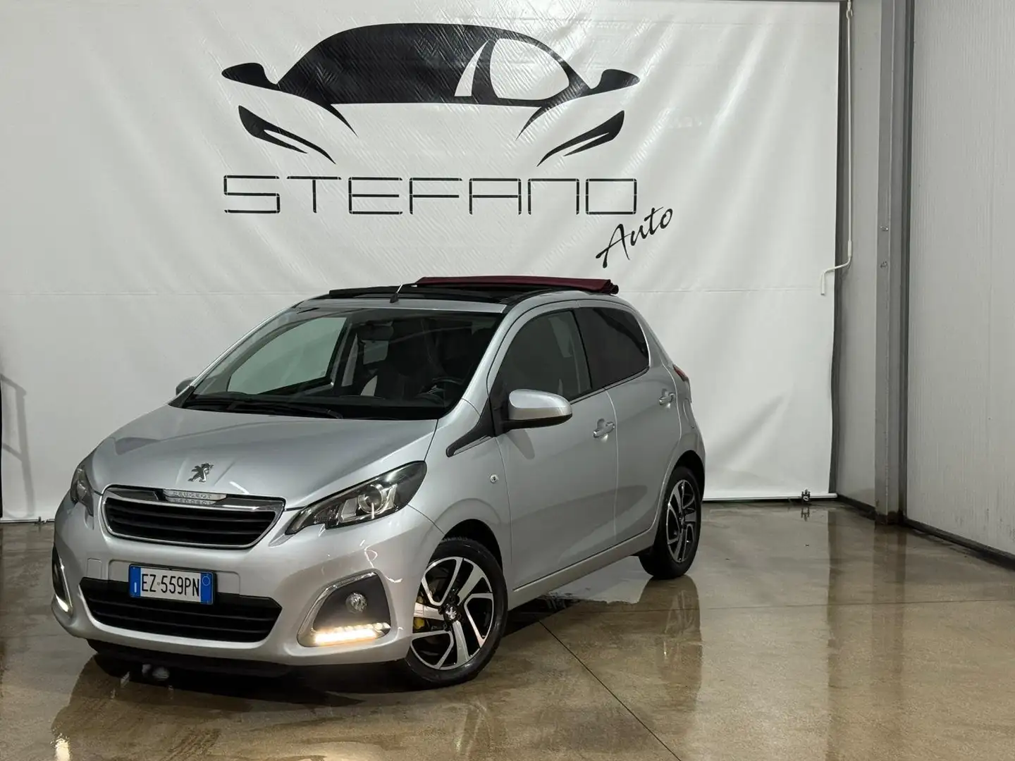 Peugeot 108 108 5p 1.2 puretech Allure E6 Grigio - 1