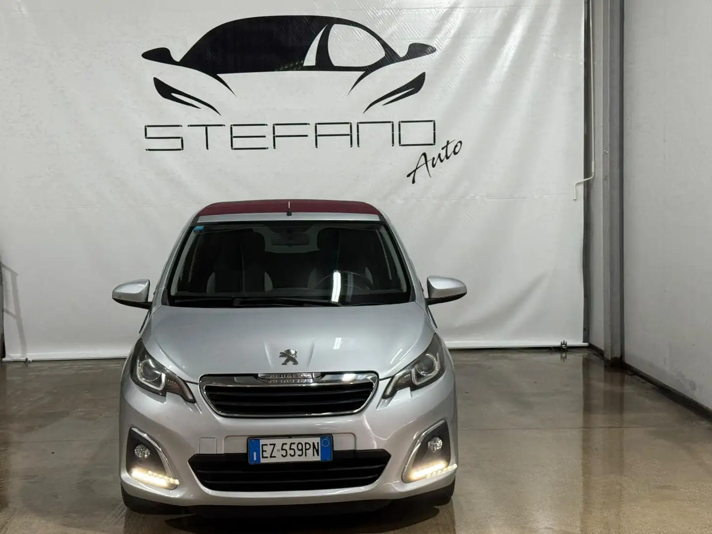 Peugeot 108 108 5p 1.2 puretech Allure E6 Grigio - 2