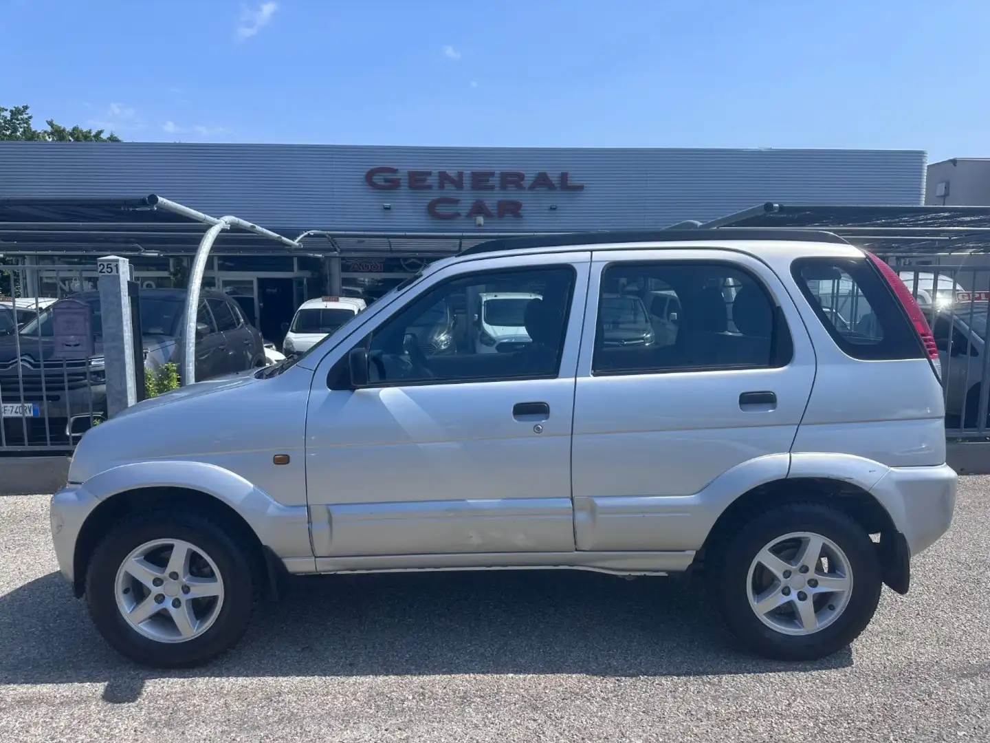 Daihatsu Terios 1.3i GPL 16V cat 4WD SX Zilver - 1