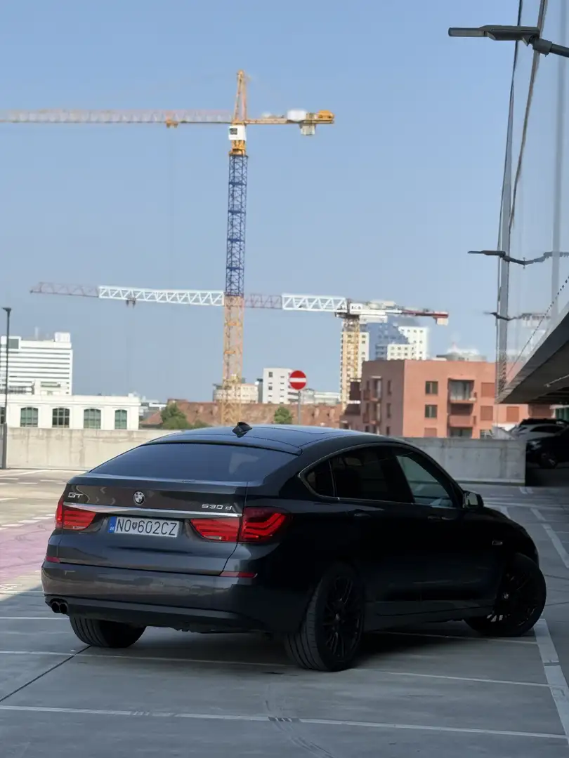 BMW 530 530d Gran Turismo - 2
