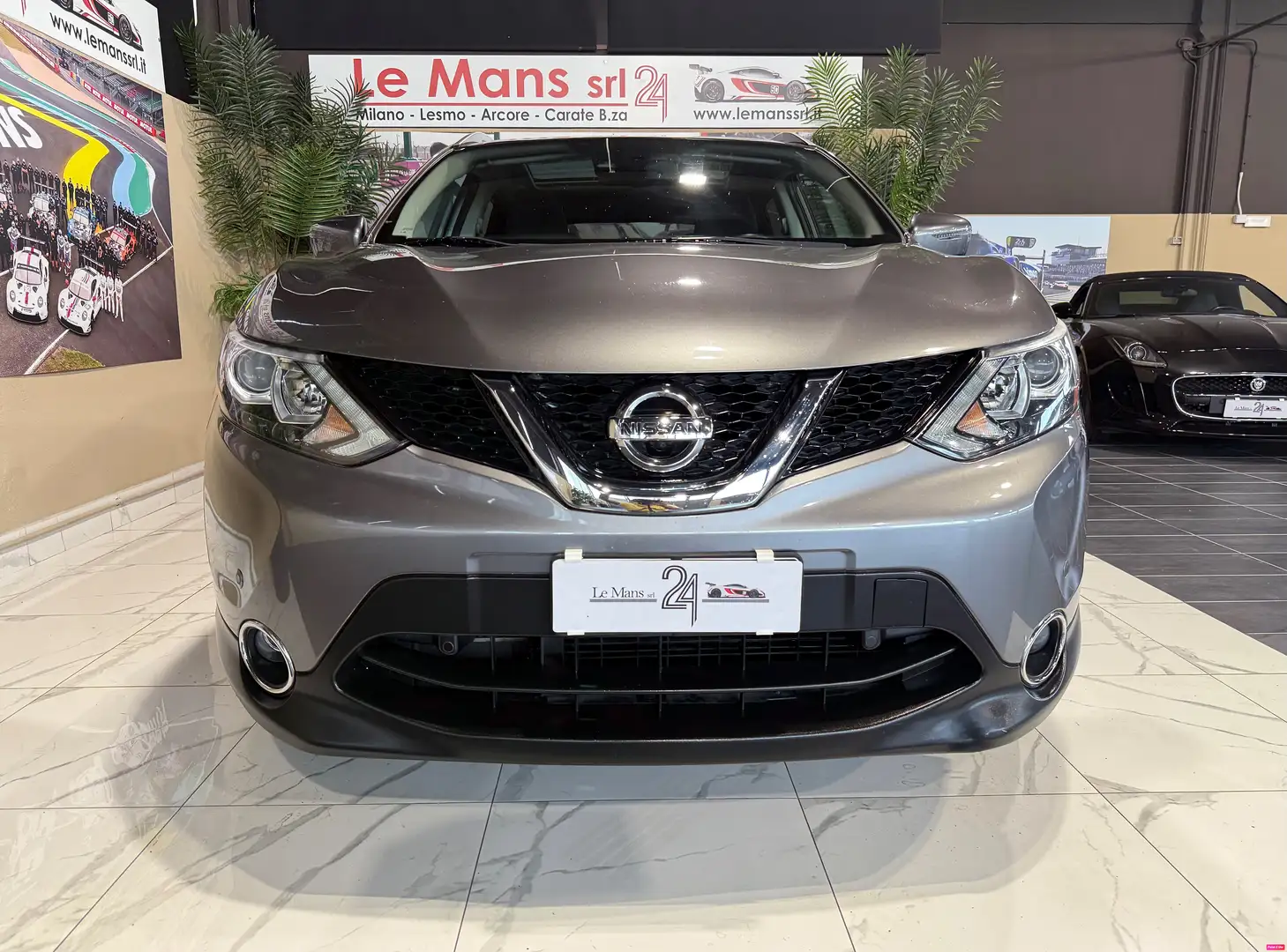 Nissan Qashqai 1.6 dci Tekna 2wd 130cv my17 Grau - 2