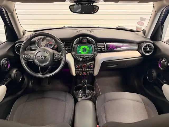 Mini Hatch view 2