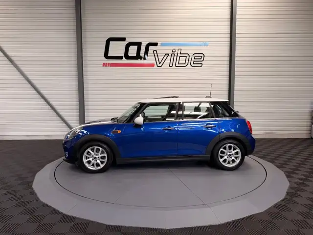 Mini Hatch view 7