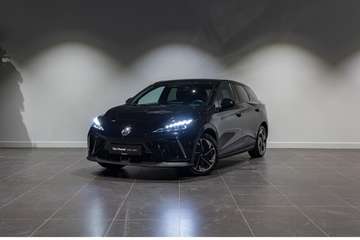 64 kWh Luxury Luxury | Carplay | ACC | LED | 360 C