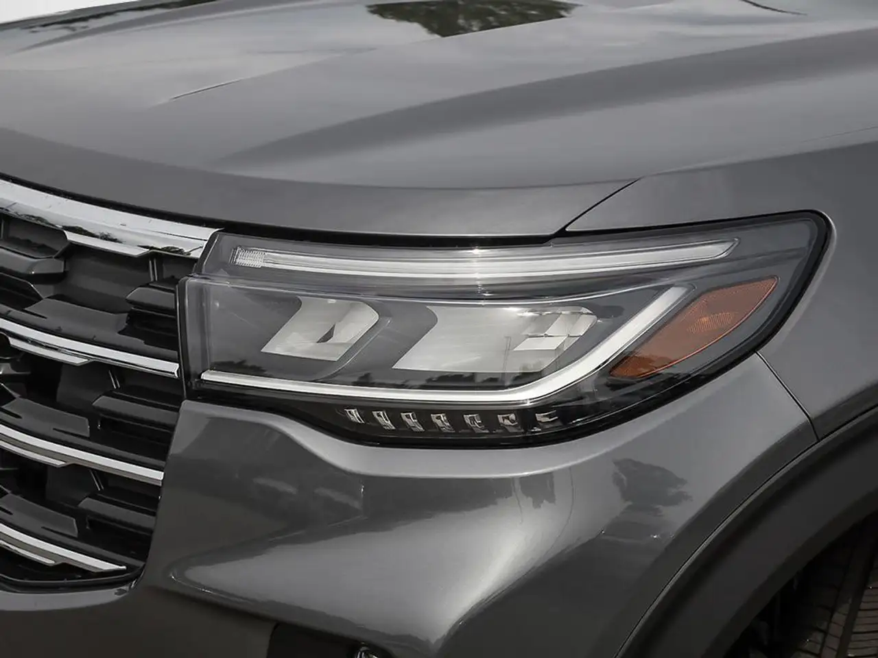 Ford Explorer снимка Ford Explorer