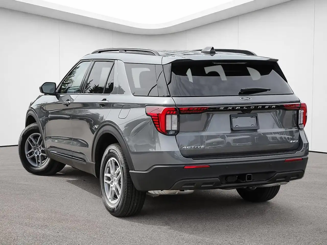 Ford Explorer снимка Ford Explorer