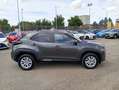 Toyota Yaris Cross 1.5h Business fwd 116 CV e-cvt Gris - thumbnail 5