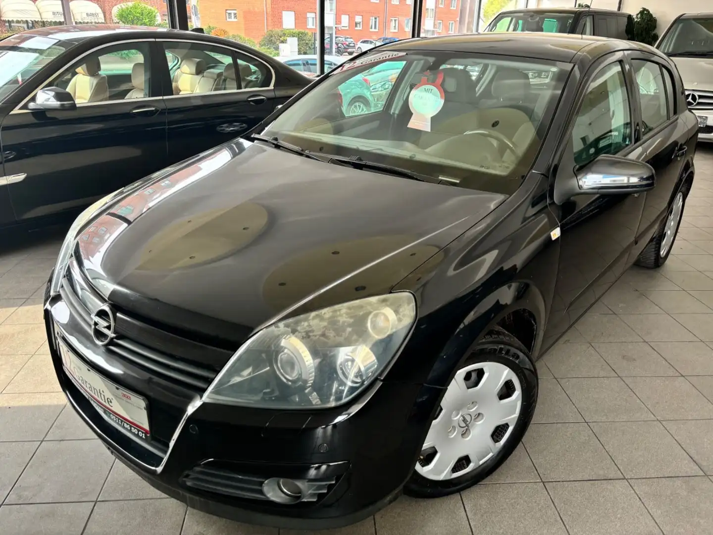 Opel Astra 1.8 Lim. Enjoy ~Getriebeschaden~ Schwarz - 1