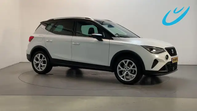 SEAT Arona 1.0 TSI FR Business Intense Camera Navigatie Virtu