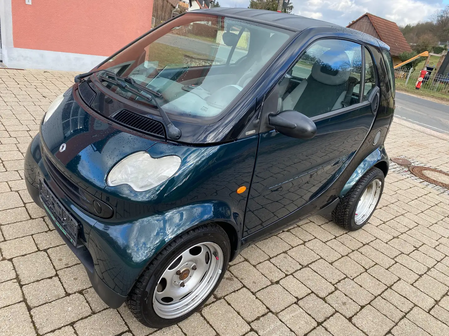 smart forTwo Basis (37kW) Grün - 2