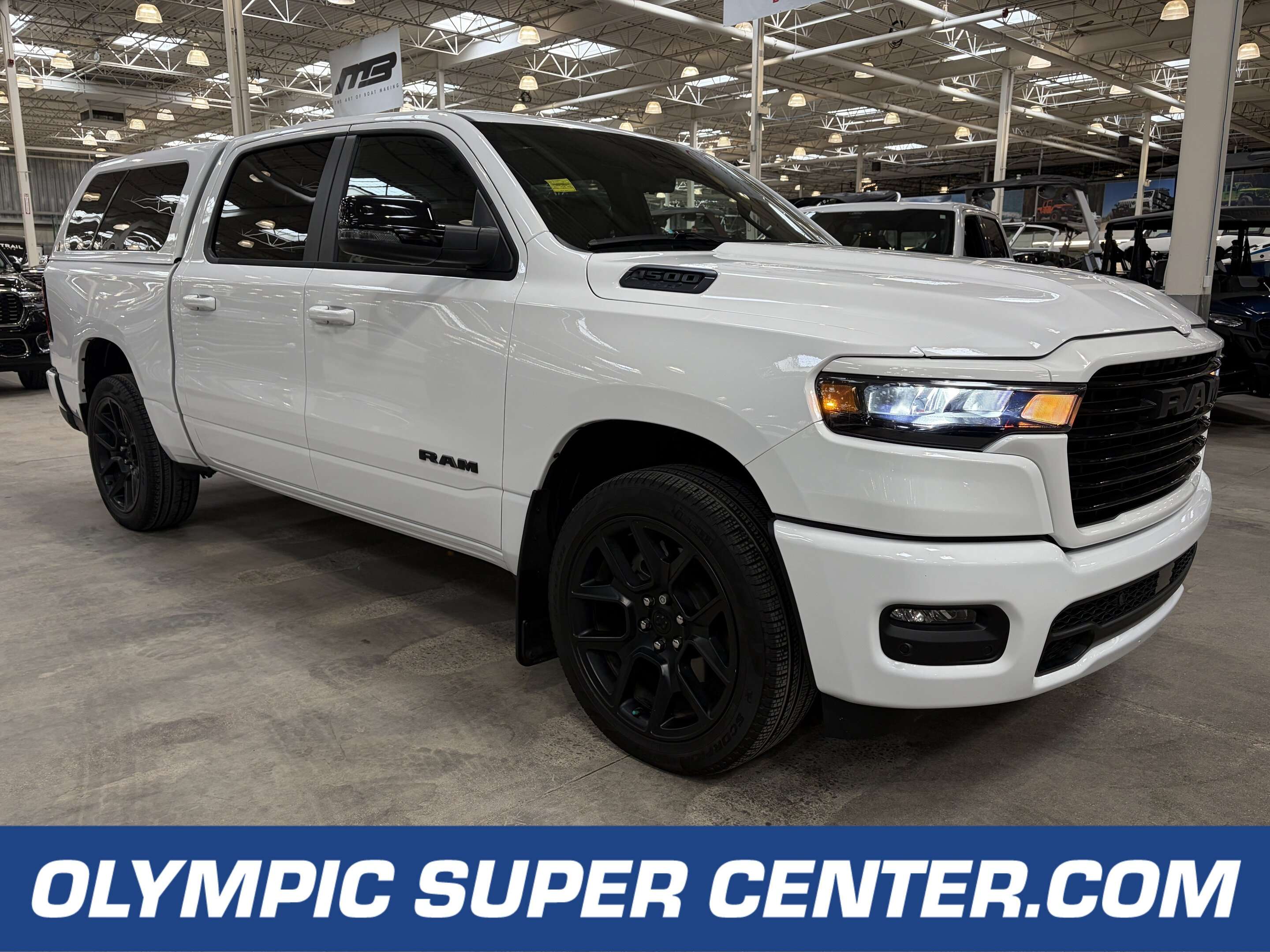 2025 RAM 1500 Sport | LEATHER | MOON ROOF | 12 TOUCH SCREEN |