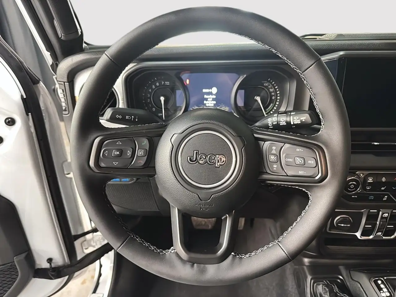 Jeep Wrangler снимка Jeep Wrangler