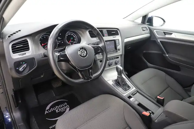 Volkswagen Golf view 13